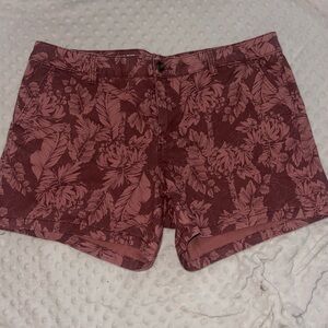 ANA Women’s mid rise twill shorts with tropical pattern